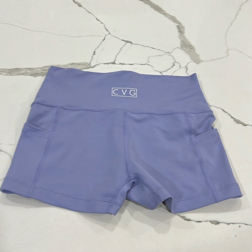 CVG 2.5” inseam lavender workout shorts XS